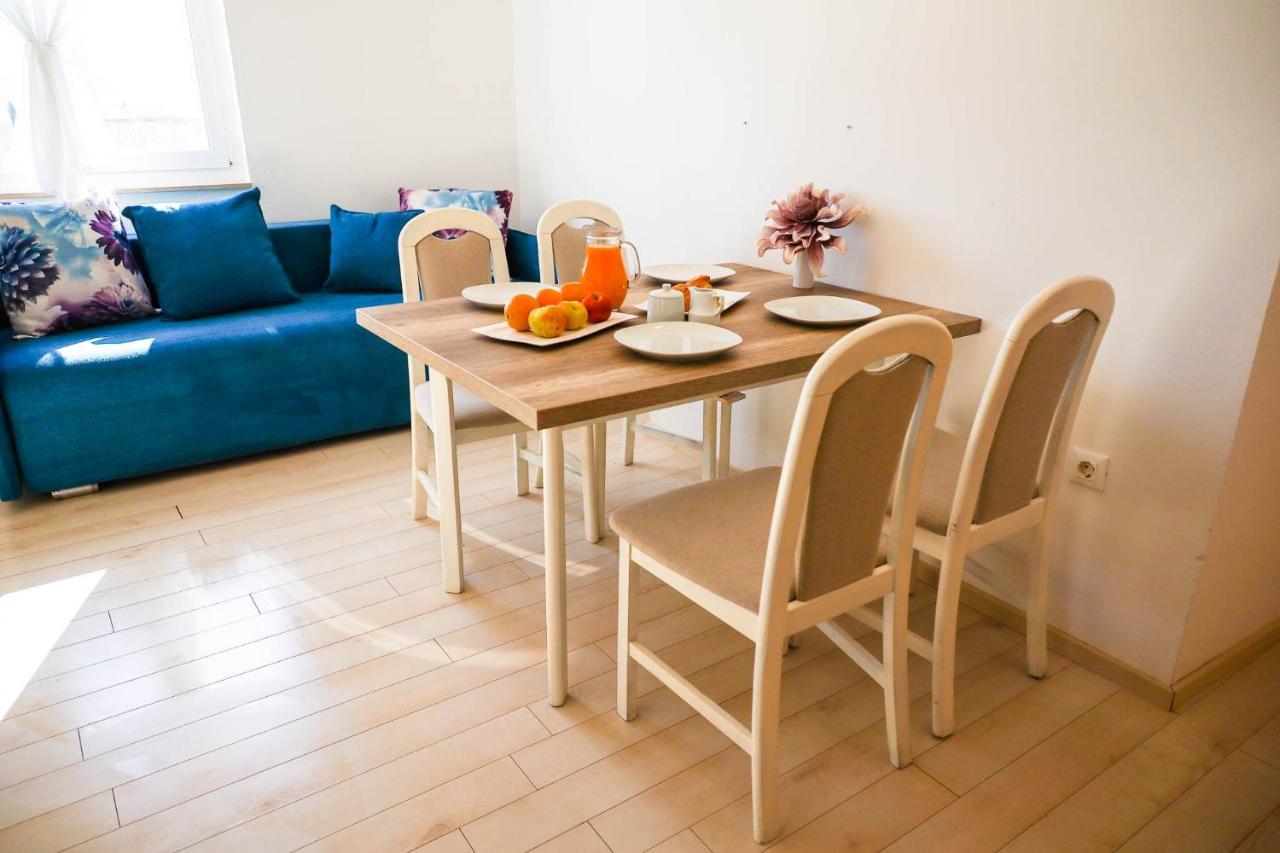 The Florens Residence Near The Beach With The Pool, Bbq And Kids Playground, Zadar Diklo Exterior foto